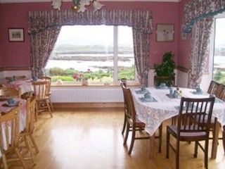 Ivy Rock House B&B Roundstone Ngoại thất bức ảnh